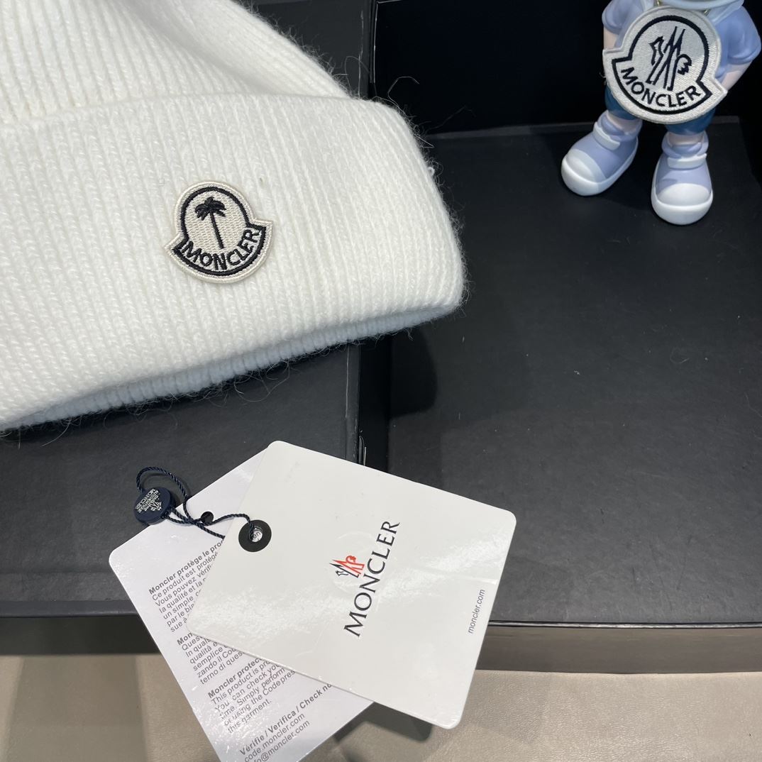 Moncler Caps